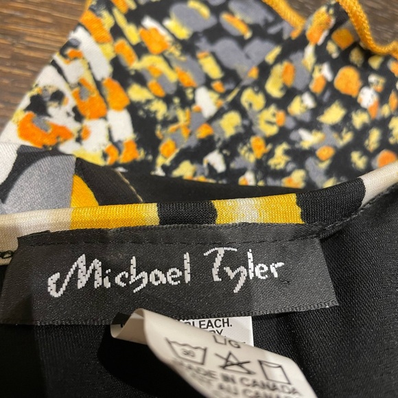 Bold top with orange and yellow motifs - Picture 6 of 7